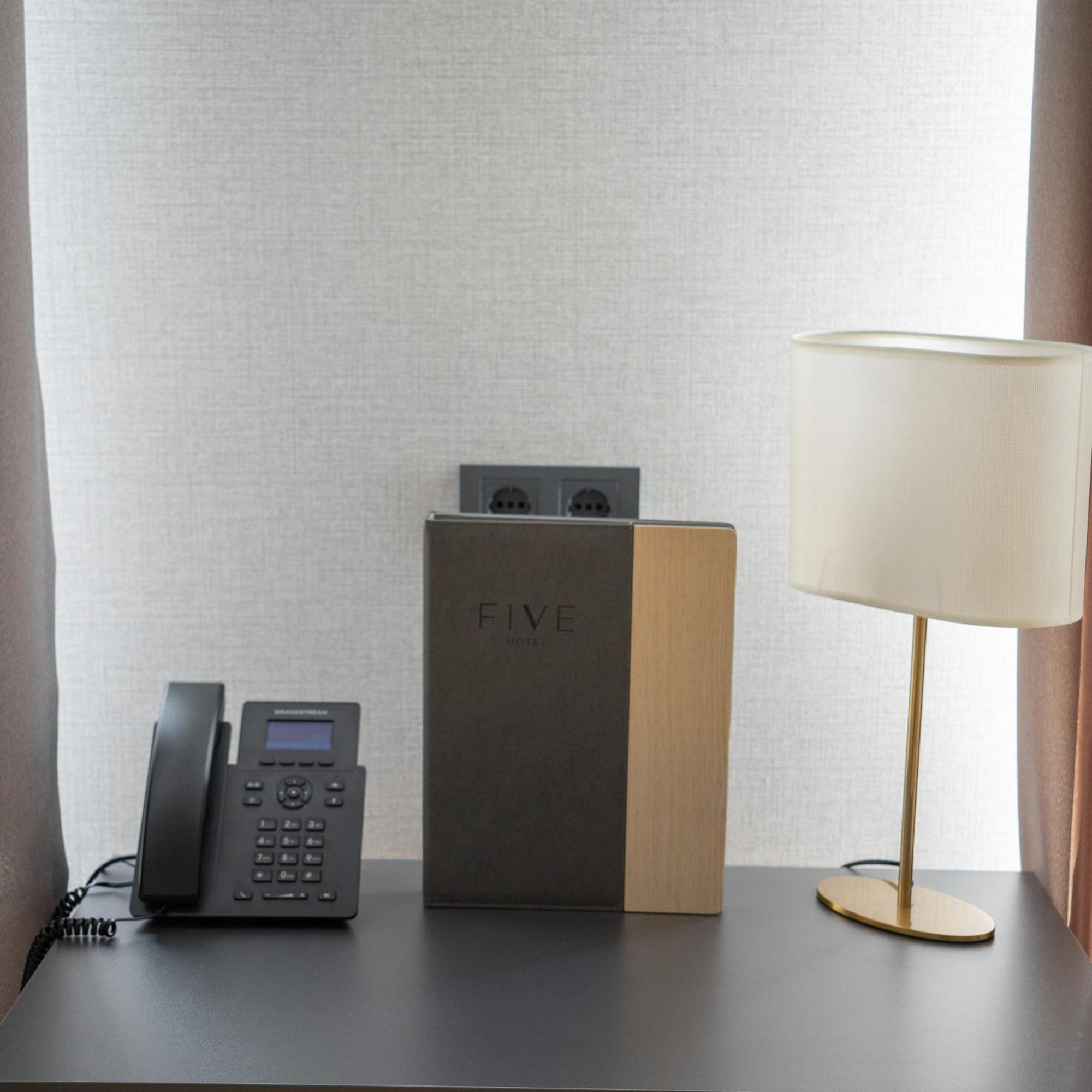 Five Hotel Bishkek Luaran gambar
